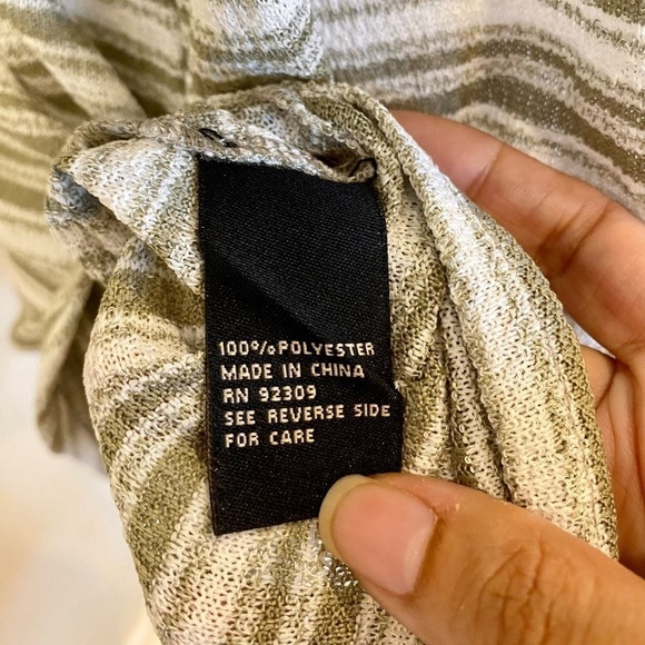 DG2 By Diane Gilman Fit and Flare Blouse Size L - Picture 8 of 9